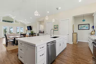 5402 North Shore Rd, Pensacola, FL 32507 - Photo 14