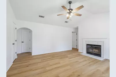 5984 Savannah Dr, Milton, FL 32570 - Photo 6