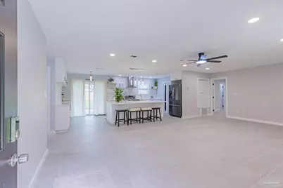 213 Tyson St, Pensacola, FL 32506 - Photo 10