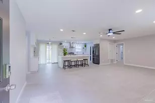 213 Tyson St, Pensacola, FL 32506 - Photo 10