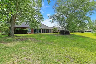 5738 Dunbar Cir, Milton, FL 32583 - Photo 36