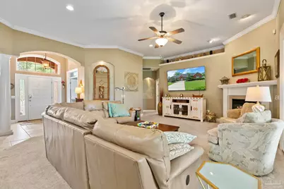 5738 Dunbar Cir, Milton, FL 32583 - Photo 10