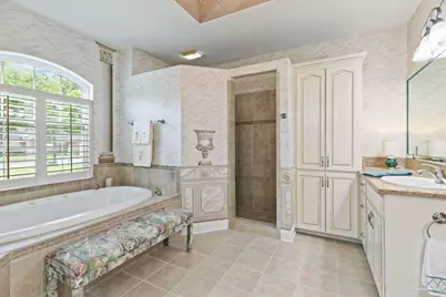 5738 Dunbar Cir, Milton, FL 32583 - Photo 22