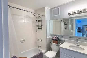 825 Bayshore Dr, Pensacola, FL 32507 - Photo 12