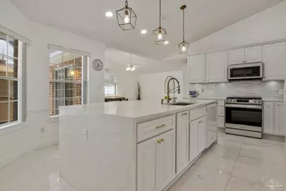 2321 Arriviste Way, Pensacola, FL 32504 - Photo 10