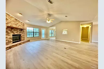 5027 Shoshone Dr, Pensacola, FL 32506 - Photo 1