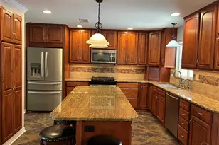 1801 Conway Dr, Pensacola, FL 32503 - Photo 10
