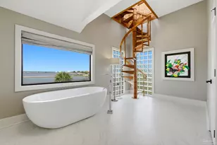 112 Matamoros Dr, Pensacola Beach, FL 32561 - Photo 28