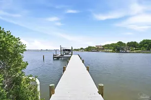 112 Matamoros Dr, Pensacola Beach, FL 32561 - Photo 10