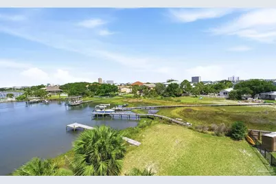 112 Matamoros Dr, Pensacola Beach, FL 32561 - Photo 34