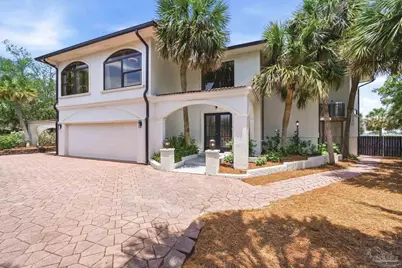 112 Matamoros Dr, Pensacola Beach, FL 32561 - Photo 2