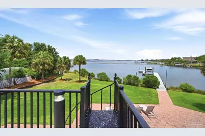 112 Matamoros Dr, Pensacola Beach, FL 32561 - Photo 42