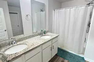 3865 James Stovall St, Pensacola, FL 32526 - Photo 10