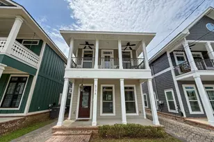 517 W Wright St, Pensacola, FL 32501 - Photo 1