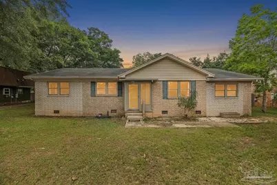 6105 E Shore Dr, Pensacola, FL 32505 - Photo 4