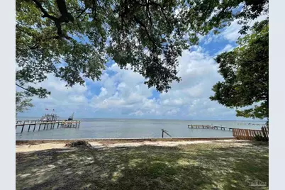 6148 E Bay Blvd, Gulf Breeze, FL 32563 - Photo 2