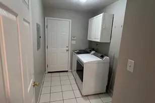 8029 Grand Bahama Dr, Pensacola, FL 32506 - Photo 14