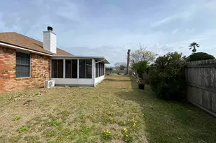 8029 Grand Bahama Dr, Pensacola, FL 32506 - Photo 22
