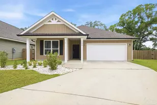 209 Camellia Dr, Cantonment, FL 32533 - Photo 1