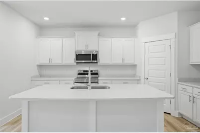 209 Camellia Dr, Cantonment, FL 32533 - Photo 12