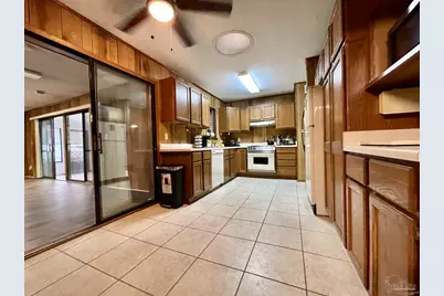 2995 Newton Dr, Pensacola, FL 32503 - Photo 18