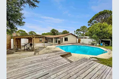 2995 Newton Dr, Pensacola, FL 32503 - Photo 2