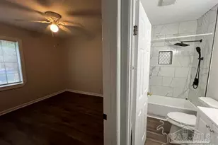45 W Carver Dr, Pensacola, FL 32507 - Photo 4