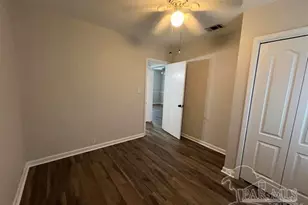 45 W Carver Dr, Pensacola, FL 32507 - Photo 10
