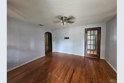 3808 N 10th Ave, Pensacola, FL 32503 - Photo 2