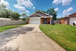 4165 Chickadee St, Milton, FL 32583 - Photo 2