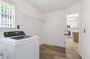 881 Lake Aire Dr, Pensacola, FL 32506 - Photo 20