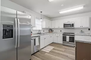 881 Lake Aire Dr, Pensacola, FL 32506 - Photo 18