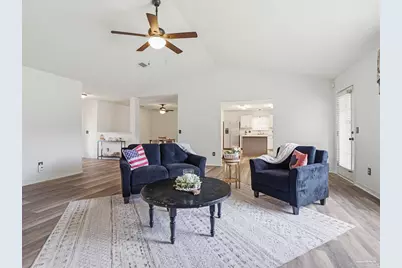 881 Lake Aire Dr, Pensacola, FL 32506 - Photo 10