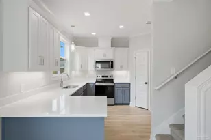 5709 Dune Ave, Pensacola, FL 32507 - Photo 10
