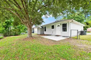 412 Oak Knoll Ln, Pensacola, FL 32506 - Photo 20