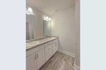 1306 Leeway Dr, Pensacola, FL 32507 - Photo 12