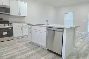 1306 Leeway Dr, Pensacola, FL 32507 - Photo 4