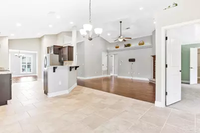5695 Tucker Cir, Pace, FL 32571 - Photo 16