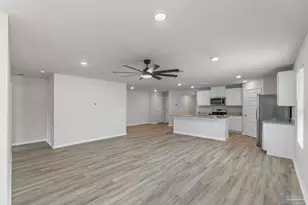 10108 Oak Haven Rd, Pensacola, FL 32526 - Photo 14