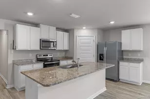 10108 Oak Haven Rd, Pensacola, FL 32526 - Photo 12
