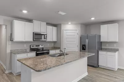 10108 Oak Haven Rd, Pensacola, FL 32526 - Photo 4
