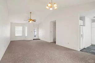 7814 Homestead Cir, Pensacola, FL 32526 - Photo 6