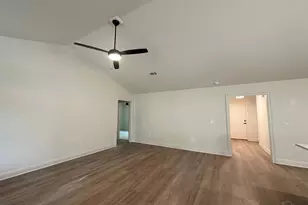 5721 Lofty Pines Dr, Milton, FL 32570 - Photo 16