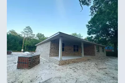 5721 Lofty Pines Dr, Milton, FL 32570 - Photo 4
