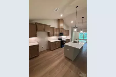 5721 Lofty Pines Dr, Milton, FL 32570 - Photo 6
