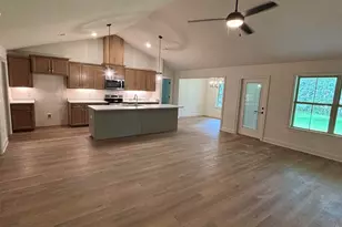 5721 Lofty Pines Dr, Milton, FL 32570 - Photo 8