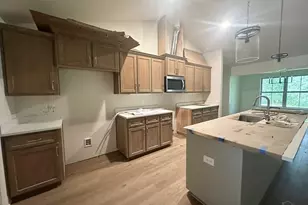 5721 Lofty Pines Dr, Milton, FL 32570 - Photo 4