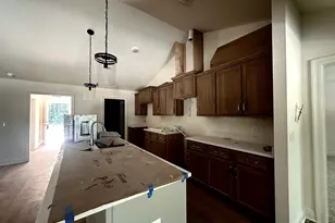 5721 Lofty Pines Dr, Milton, FL 32570 - Photo 4