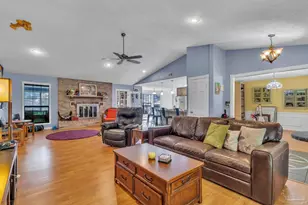 5700 Avenida Marina, Pensacola, FL 32504 - Photo 12