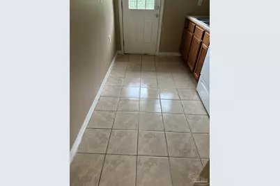 4 Ellis Dr #B, Pensacola, FL 32507 - Photo 4